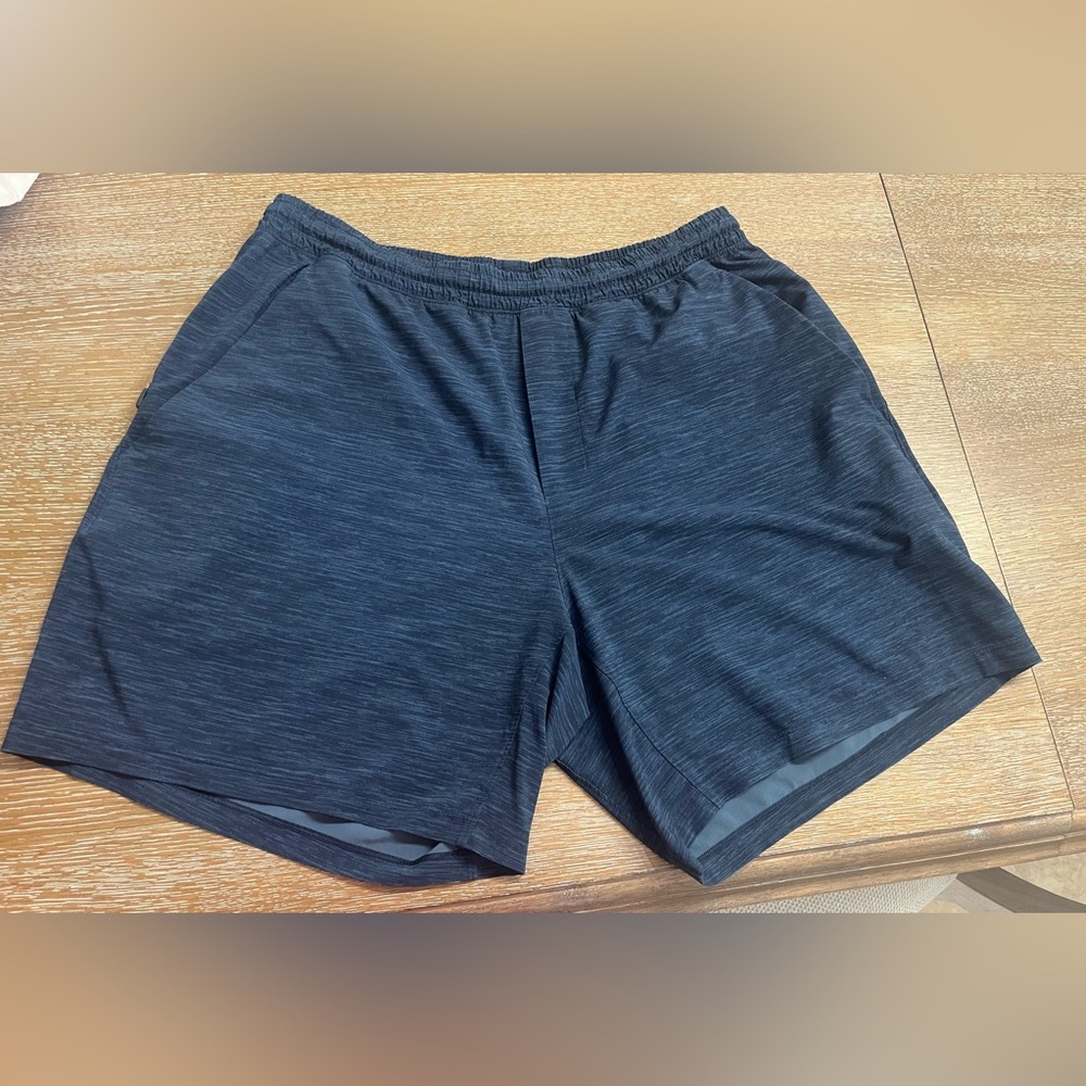 Men’s Lululemon Gym Shorts
